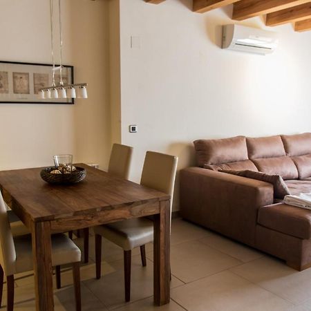 Plaza Apartamentos Binéfar Buitenkant foto